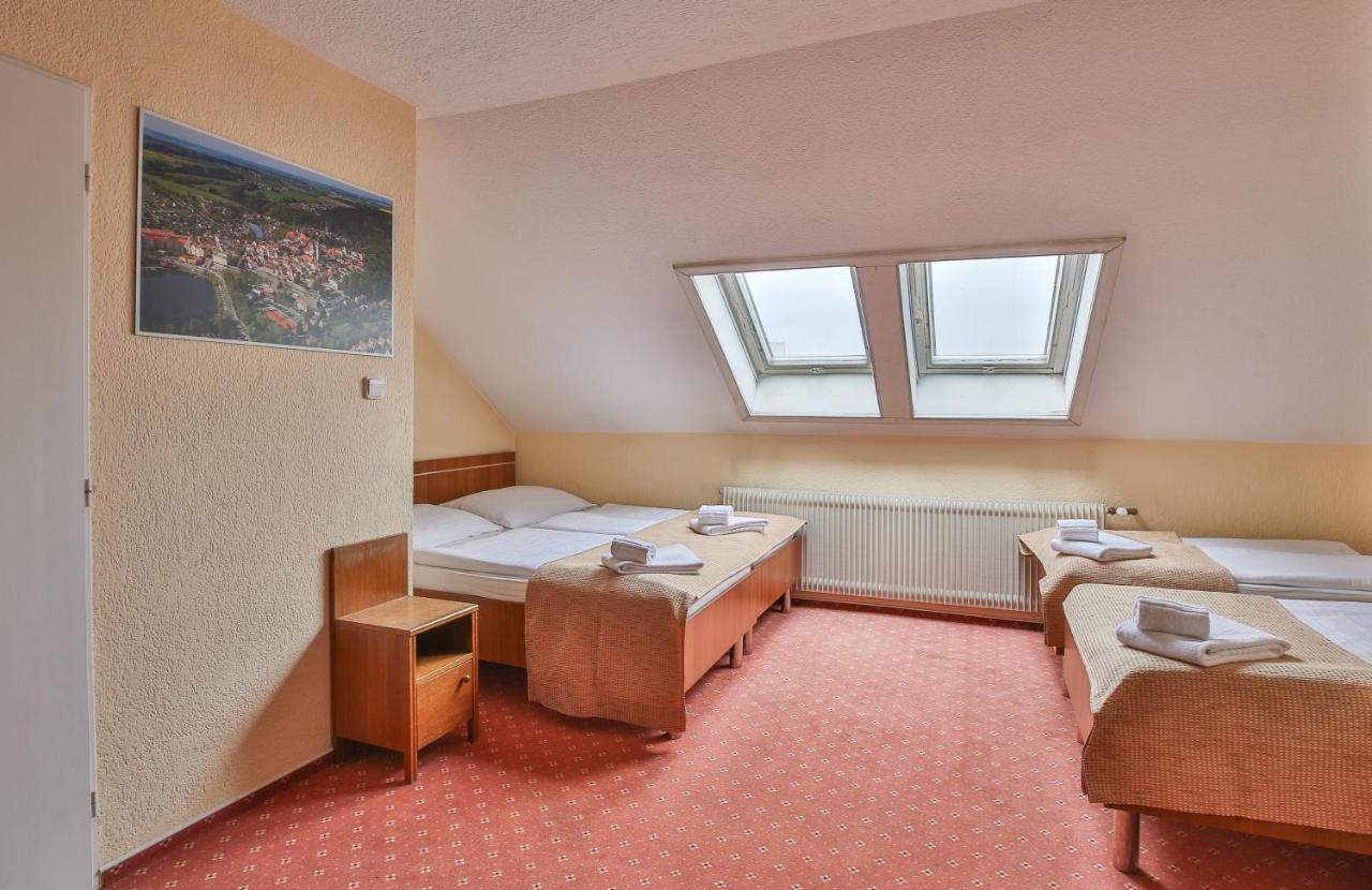 Hotel Tabor Bagian luar foto