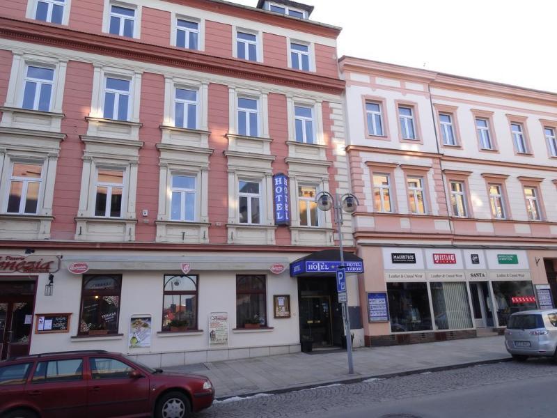 Hotel Tabor Bagian luar foto