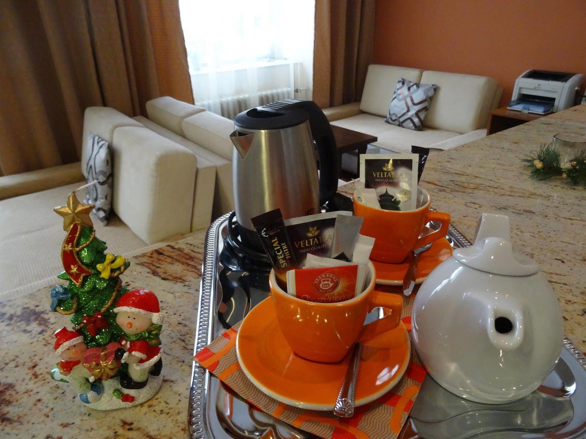 Hotel Tabor Bagian luar foto